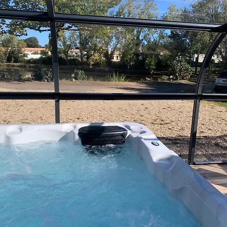 Maison Avec Jacuzzi Proche Plages Avrillé Exterior photo